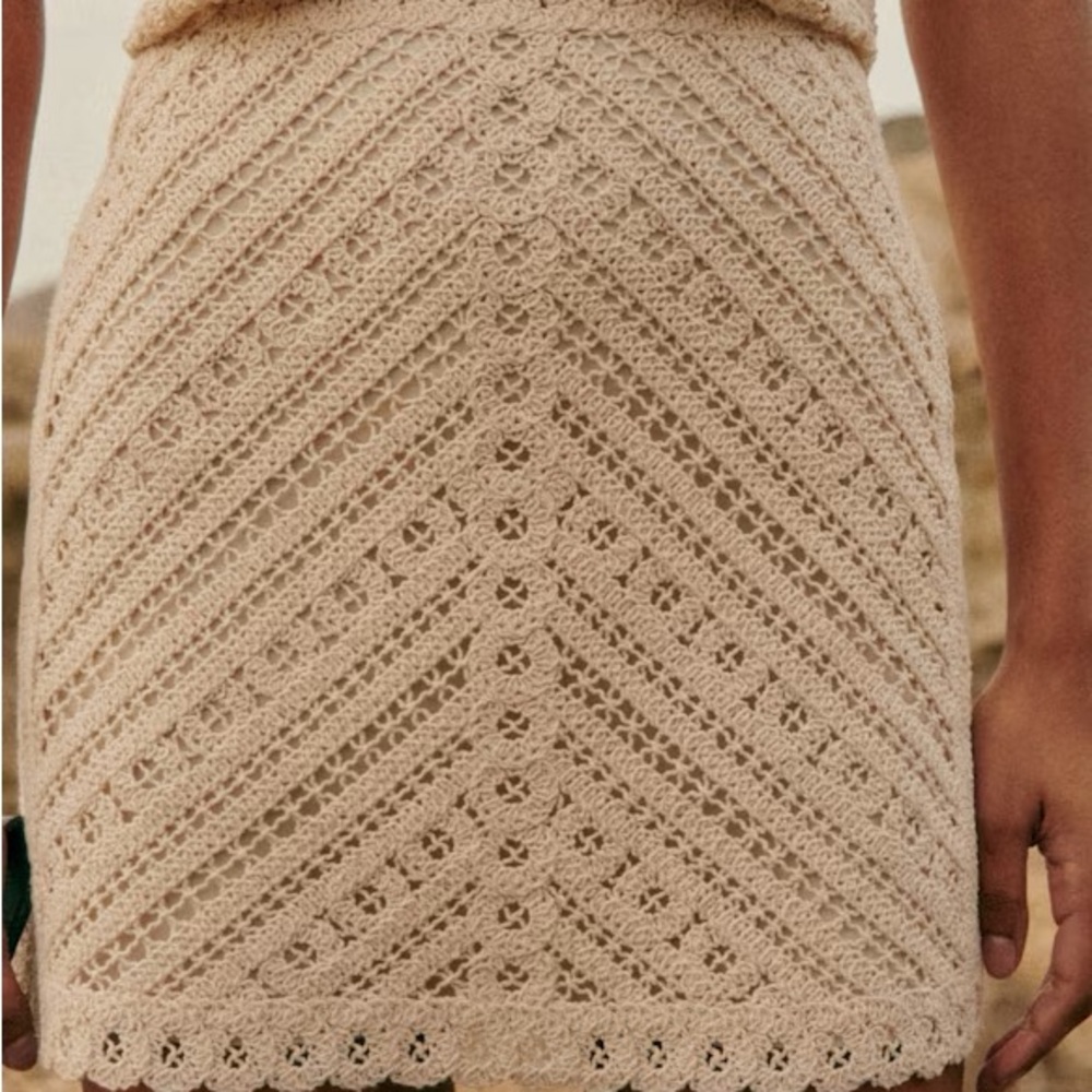 Sezane Cream Mini Pencil Skirt for Casual Resort Wear